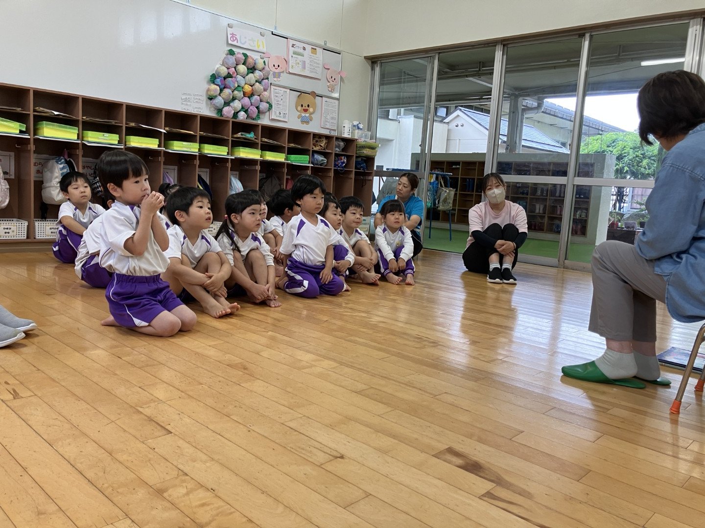 読み聞かせの会